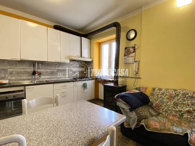 Villa Indipendente in vendita a Lavino, Piemonte