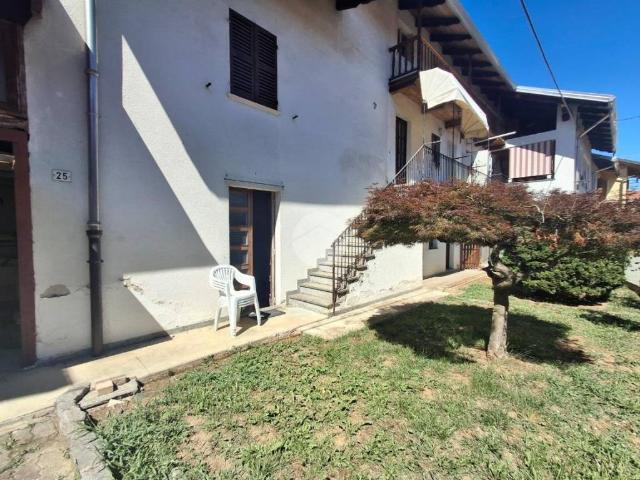 Villa Indipendente in vendita a Polle, Piemonte