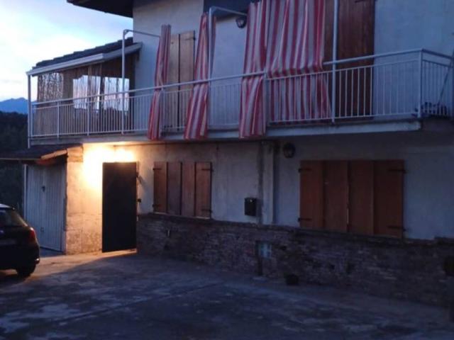 Villa Indipendente in vendita a Ronco, Piemonte