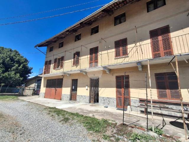 Villa Indipendente in vendita a Piemonte, Biella