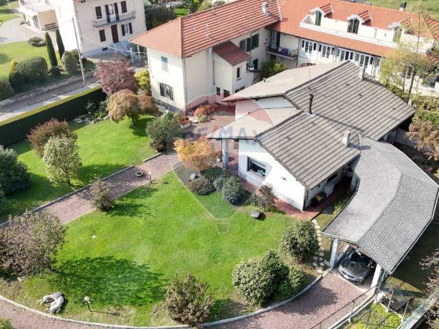 Villa Indipendente in vendita a Piemonte, Biella
