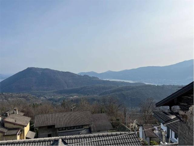 Villa Indipendente in vendita a Piemonte, Verbano-cusio-ossola