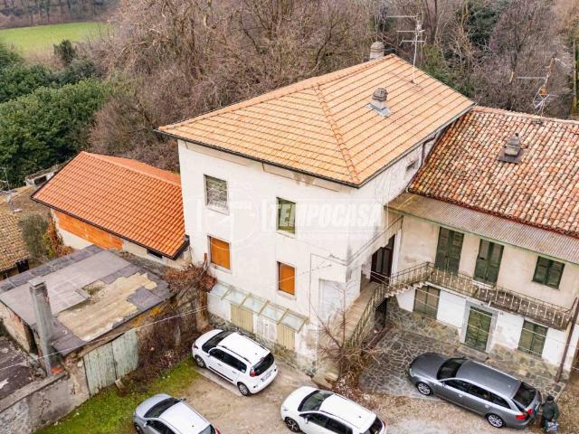 Villa Indipendente in vendita a Costa Masnaga, Lombardia