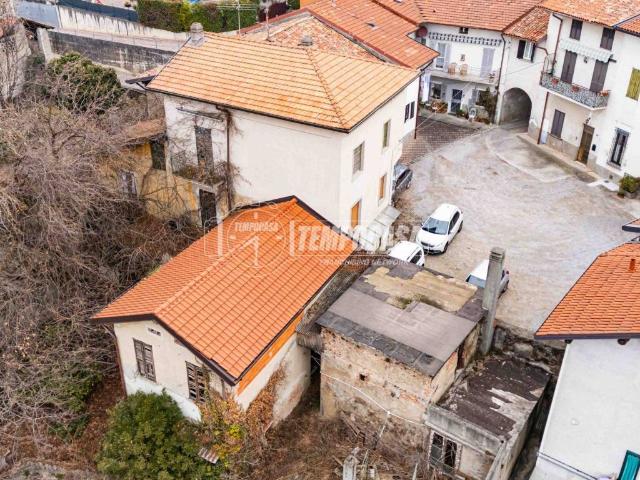 Villa Indipendente in vendita a Costa Masnaga, Lombardia