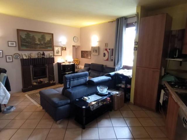 Villa Indipendente in vendita a Costa Masnaga, Lombardia