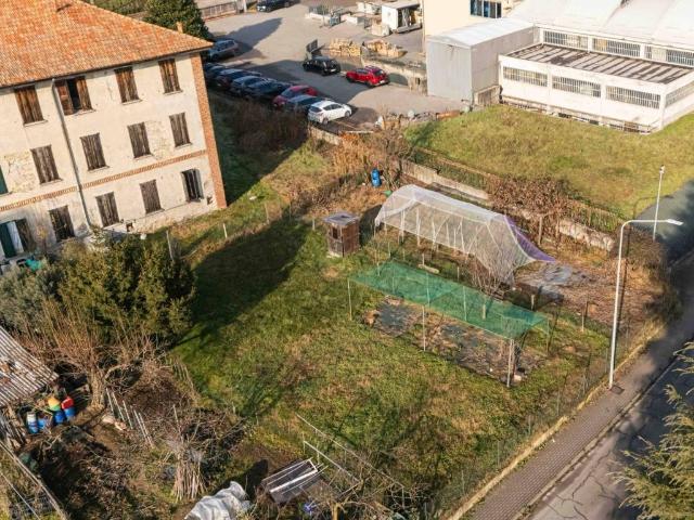 Villa Indipendente in vendita a Costa Masnaga, Lombardia