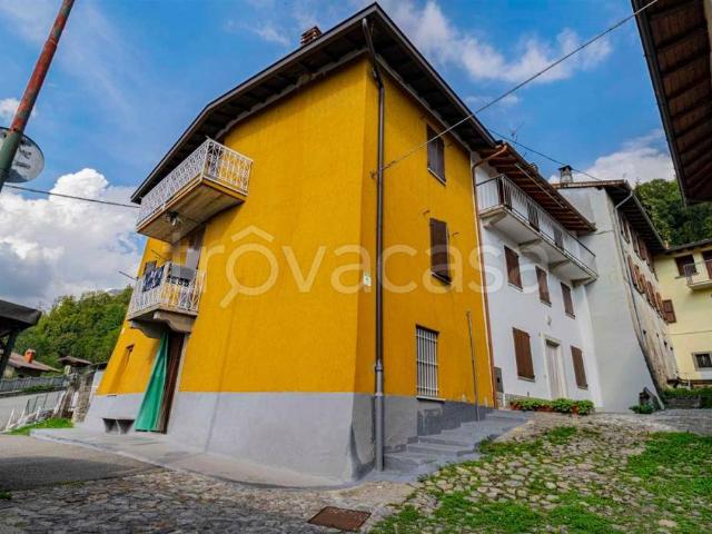 Villa Indipendente in vendita a Ascensione, Costa Serina