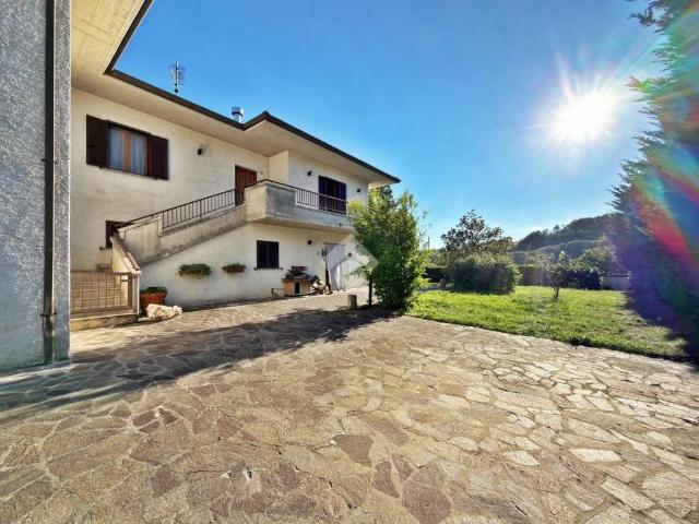Villa Indipendente in vendita a Villa Col dei Canali, Costacciaro