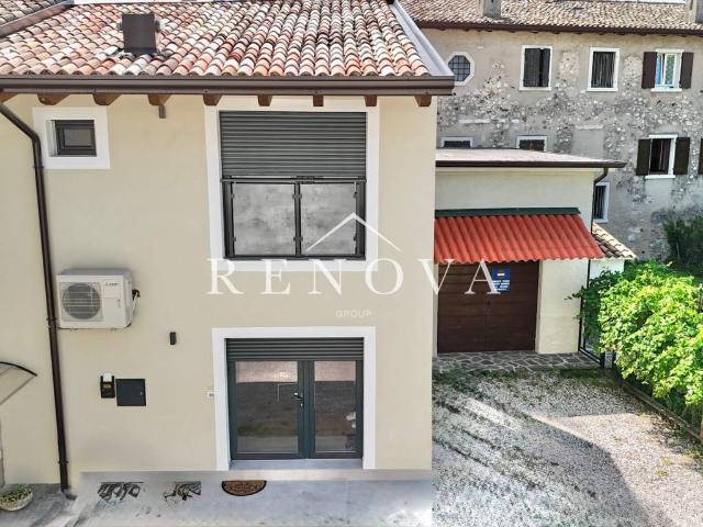 Villa Indipendente in vendita a Castion Veronese, Costermano