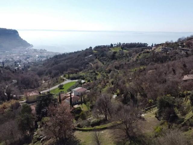 Villa Indipendente in vendita a Costermano, Veneto