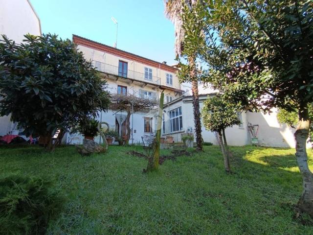 Villa Indipendente in vendita a Costigliole d'Asti, Asti