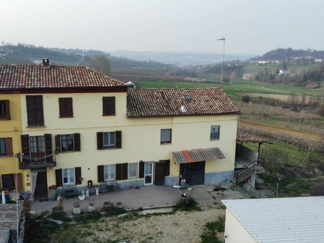 Rustico in vendita a Piemonte, Asti