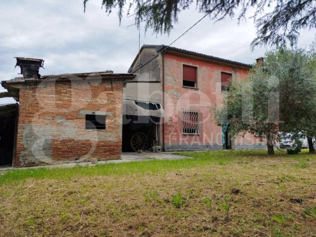Villa Indipendente in vendita a Unione dei comuni della Bassa Romagna, Bagnacavallo