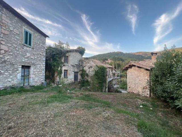 Villa Indipendente in vendita a Cottanello, Lazio