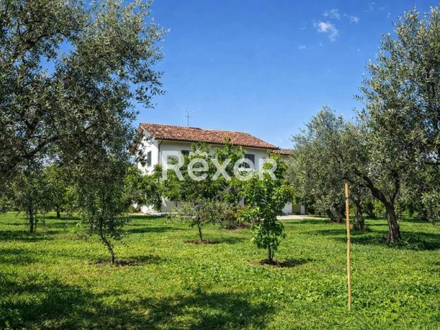 Villa Indipendente in vendita a Crecchio, Abruzzo
