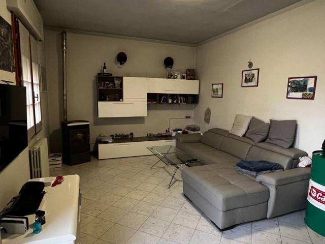 Villa Indipendente in vendita a Crema, Lombardia