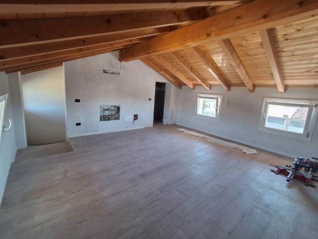 Villa Indipendente in vendita a Crema, Lombardia