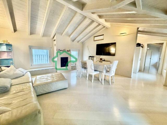 Villa Indipendente in vendita a Crema, Lombardia