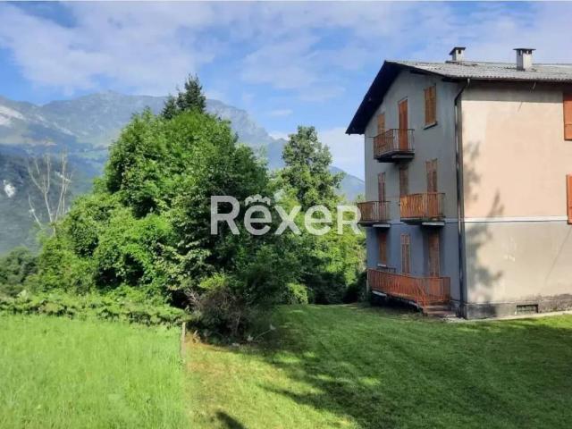 Villa Indipendente in vendita a Maggio, Cremeno