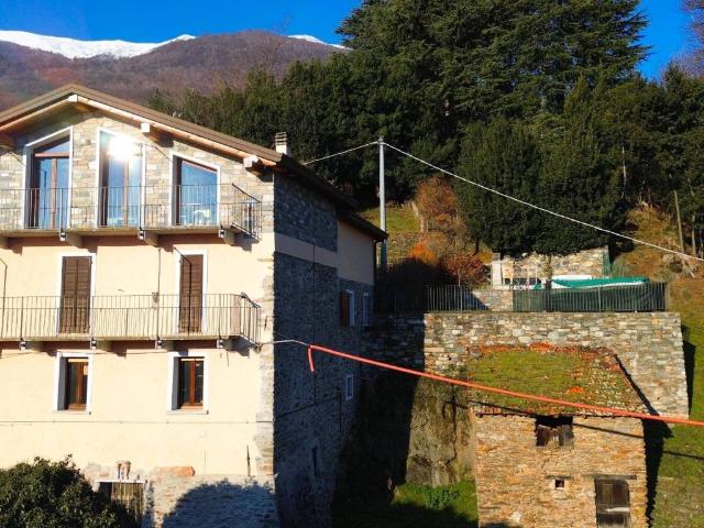 Villa Indipendente in vendita a Cremia, Lombardia