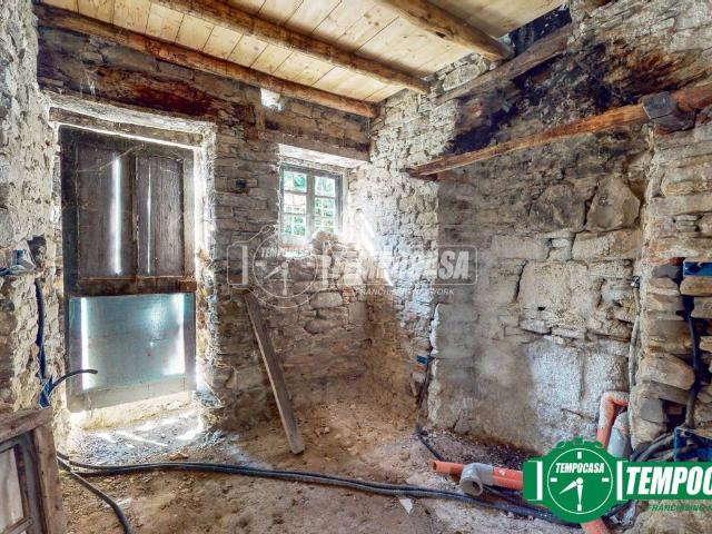 Villa Indipendente in vendita a Piemonte, Alessandria