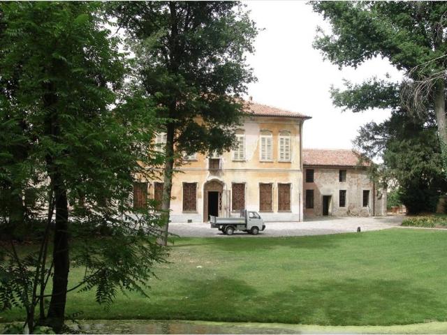 Villa Indipendente in vendita a Zona Castello, Cremona