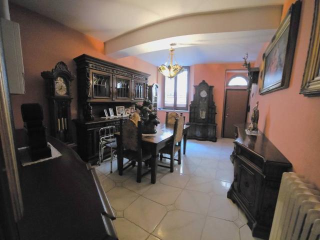 Villa Indipendente in vendita a Centro Storico, Cremona