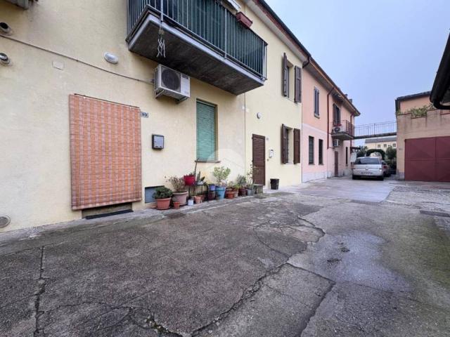 Villa Indipendente in vendita a Sant'Ambrogio, Cremona
