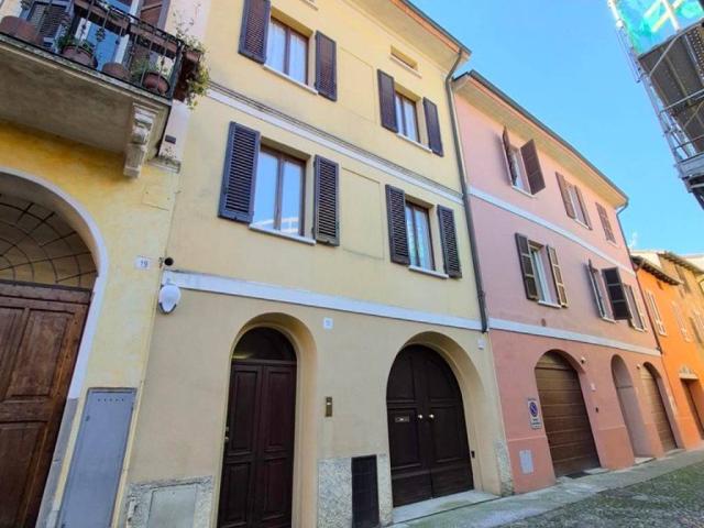 Villa Indipendente in vendita a Cremona, Lombardia
