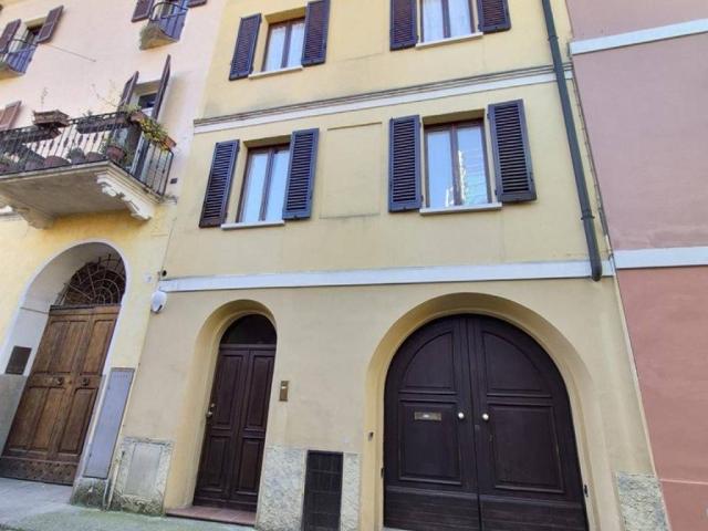 Villa Indipendente in vendita a Cremona, Lombardia