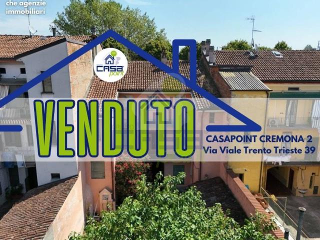 Villa Indipendente in vendita a Sant'Ambrogio, Cremona