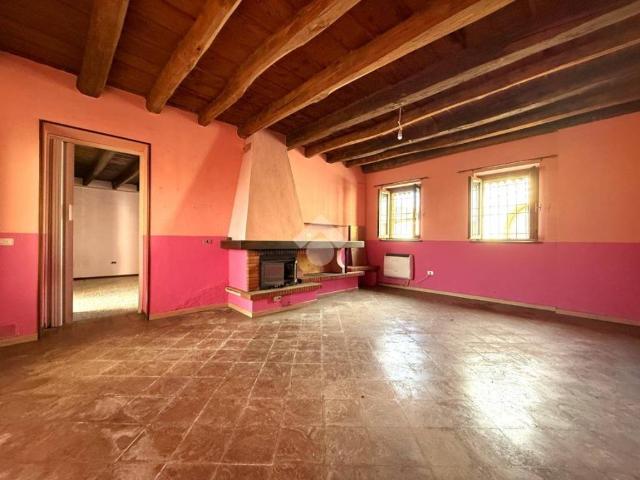 Villa Indipendente in vendita a Cremosano, Lombardia