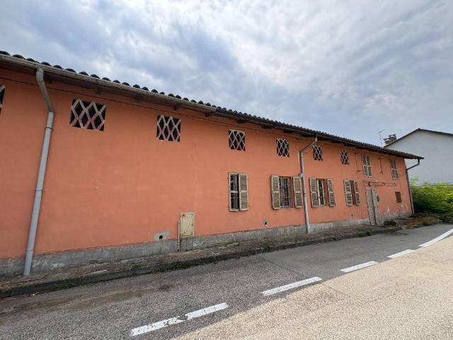 Villa Indipendente in vendita a Piemonte, Vercelli