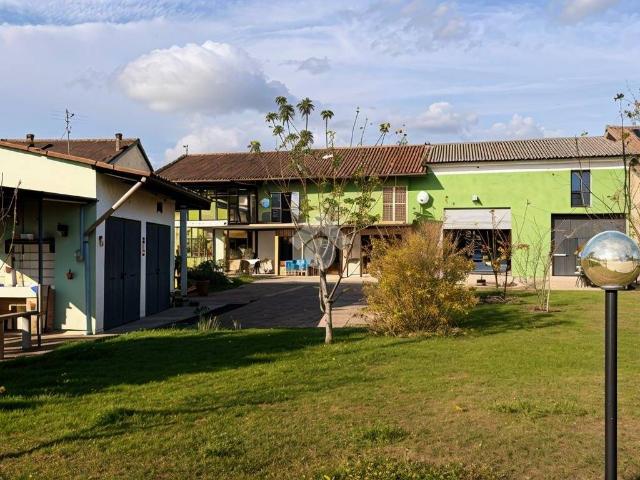 Villa Indipendente in vendita a San Silvestro, Piemonte