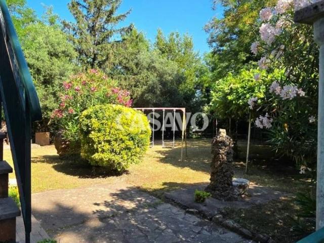 Villa Indipendente in vendita a Collealberti, Tremoleto
