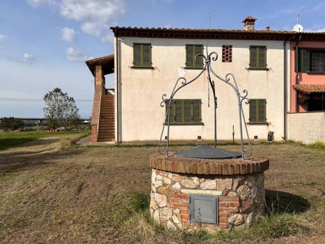 Villa Indipendente in vendita a Crespina Lorenzana, Cenaia