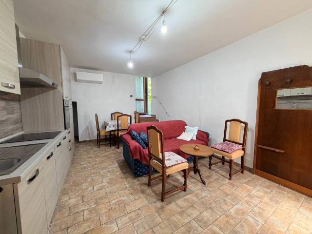 Villa Indipendente in vendita a Crespina Lorenzana, Crespina