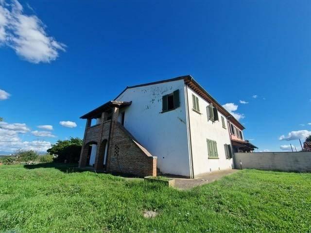Villa Indipendente in vendita a Crespina Lorenzana, Cenaia
