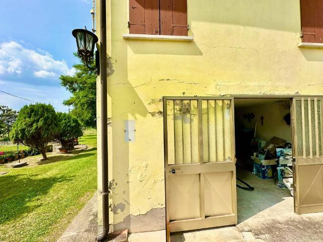Villa Indipendente in vendita a Villanova Marchesana, Veneto