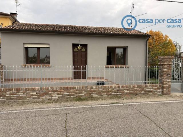 Villa Indipendente in vendita a Crespino, Veneto