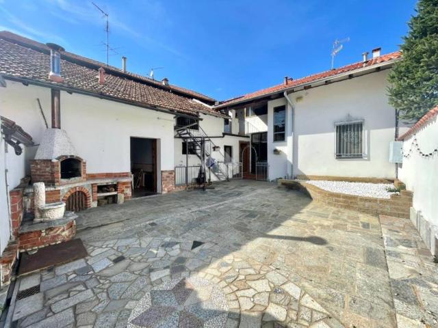 Villa Indipendente in vendita a Baraggione, Cressa