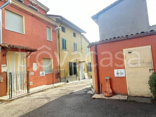 Villa Indipendente in vendita a Creta, Castel San Giovanni