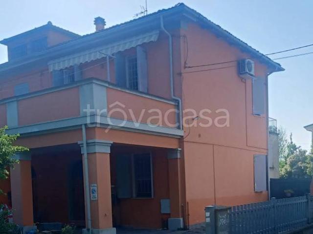 Villa Indipendente in vendita a Unione Terre d'Acqua, Crevalcore