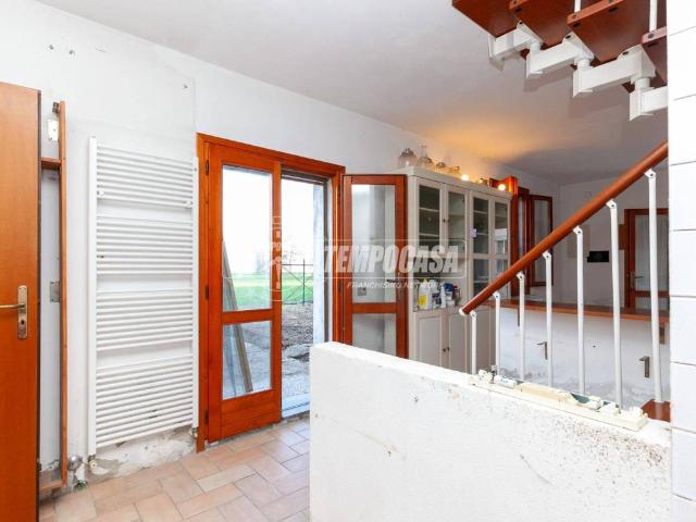 Villa Indipendente in vendita a Unione Terre d'Acqua, Crevalcore