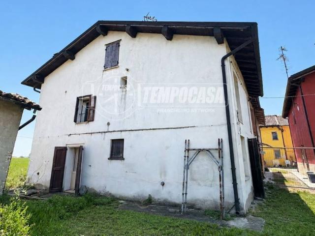 Villa Indipendente in vendita a Unione Terre d'Acqua, Crevalcore