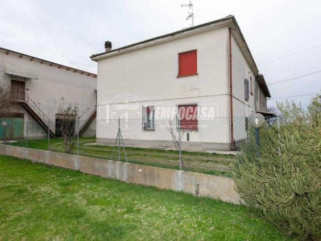 Villa Indipendente in vendita a Unione Terre d'Acqua, Crevalcore