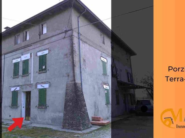 Villa Indipendente in vendita a Unione Terre d'Acqua, Crevalcore