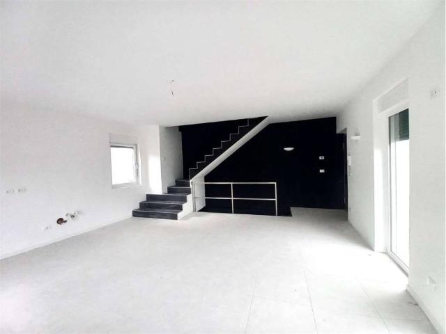 Villa Indipendente in vendita a Piemonte, Verbano-cusio-ossola