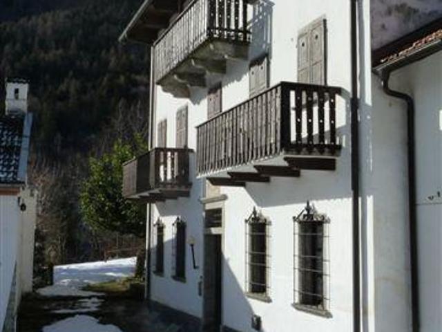 Villa Indipendente in vendita a Piemonte, Verbano-cusio-ossola