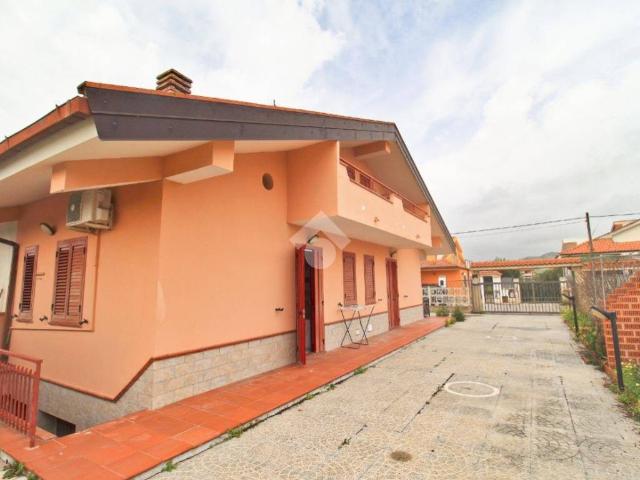 Villa Indipendente in vendita a Calabria, Catanzaro